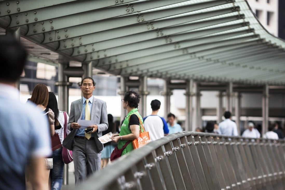 Volatility in the Chinese economy has been felt in Hong Kong and made companies less willing to hire new staff, according to the survey. Photo: Bloomberg