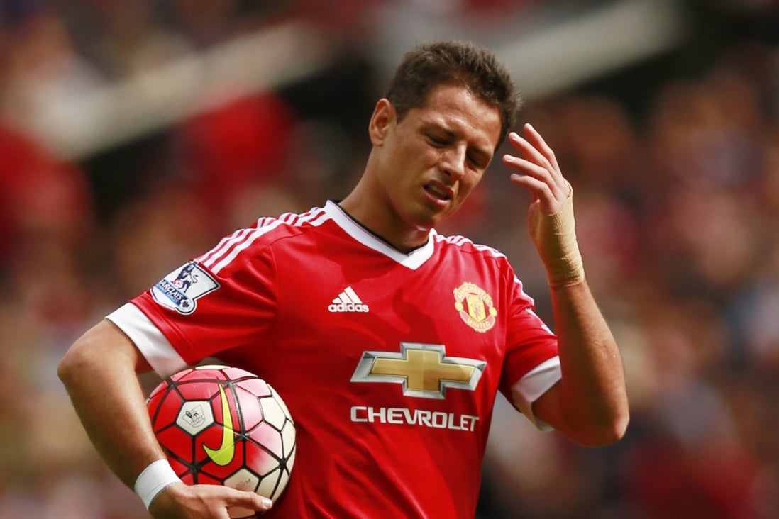 Javier Hernandez bật khóc sau khi nhận chỉ trích là một người cha tồi