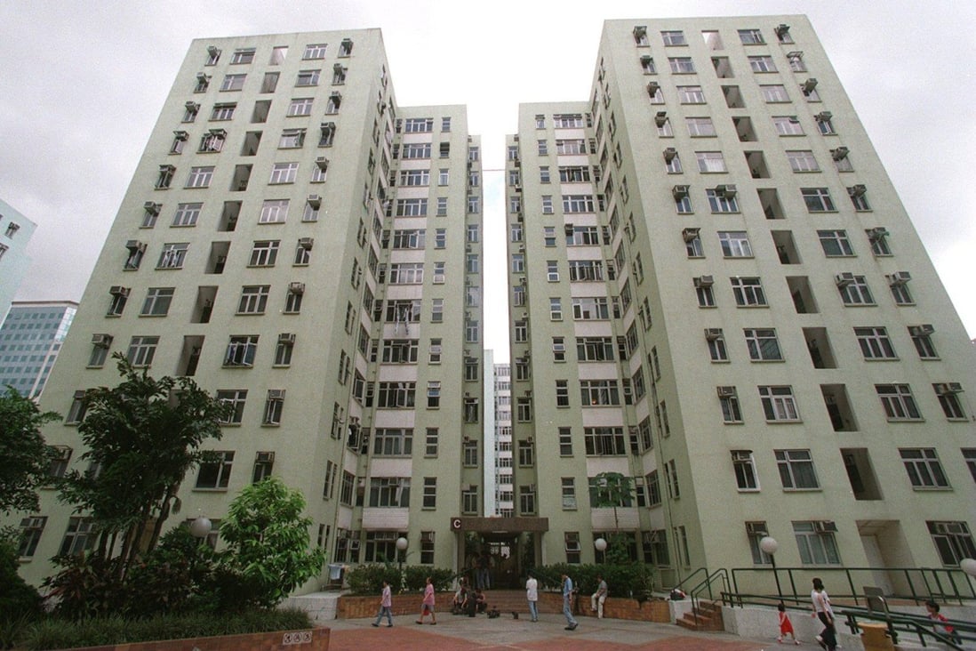 A 450 sq ft unit in Telford Gardens rents for HK$16,000, and sells for HK$6 million. Photo: David Wong