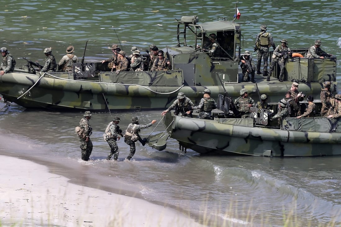 Hundreds of Philippine and US personnel participate in a joint naval training exercise near disputed waters in the South China Sea. Photo: EPA