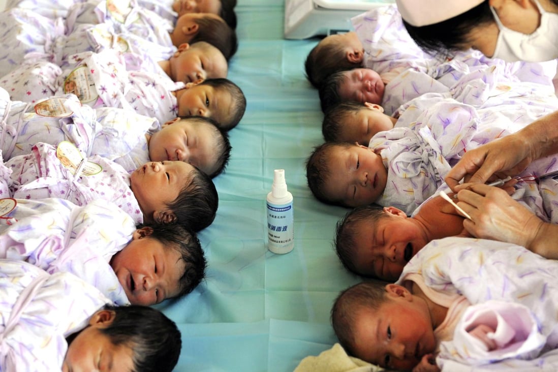 Newborns receive vaccines in a hospital in China. Photo: Reuters