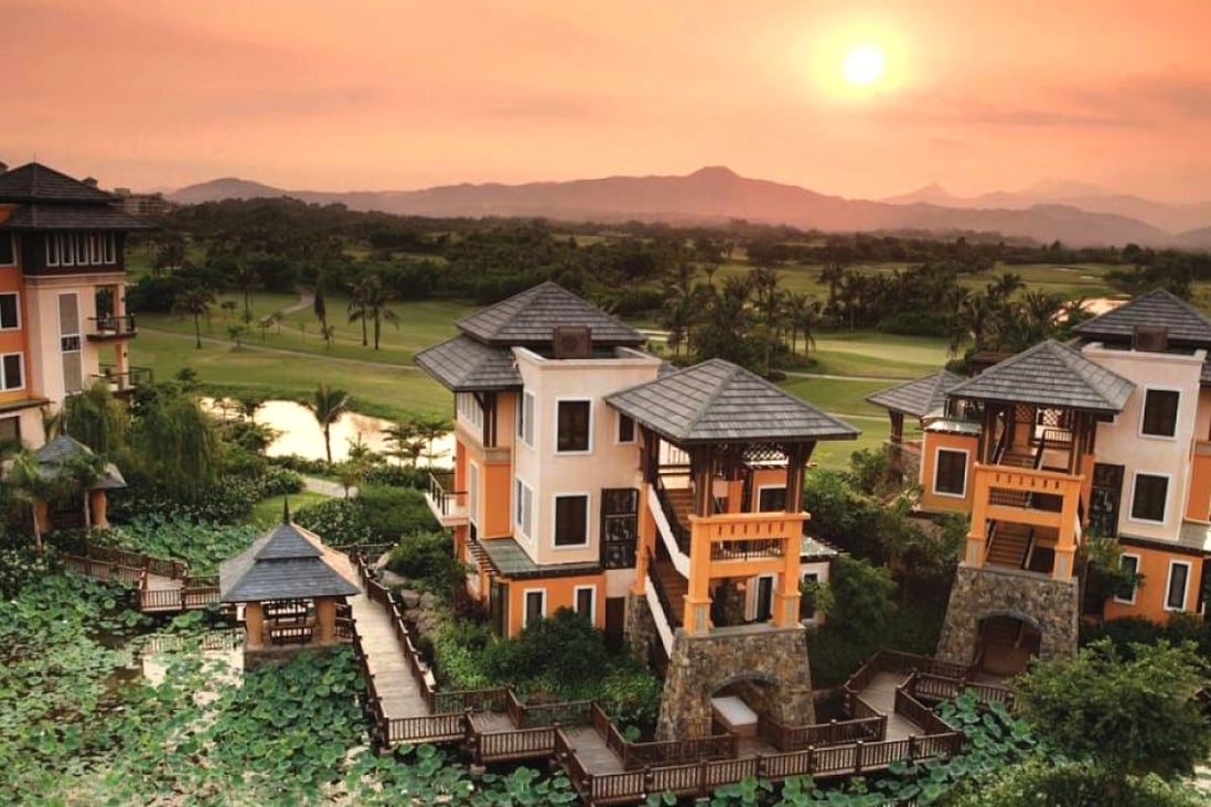 Huiyang Palm Island Resort occupies a floor area of 1.5 million sq metres, of which a large proportion of the land is used for greening purposes and building golf course, lakes and rivers while the remaining parts are for developing villas. NWCL agreed to sell the entire interest in Dragon Fortune Group. Photo: NWCL