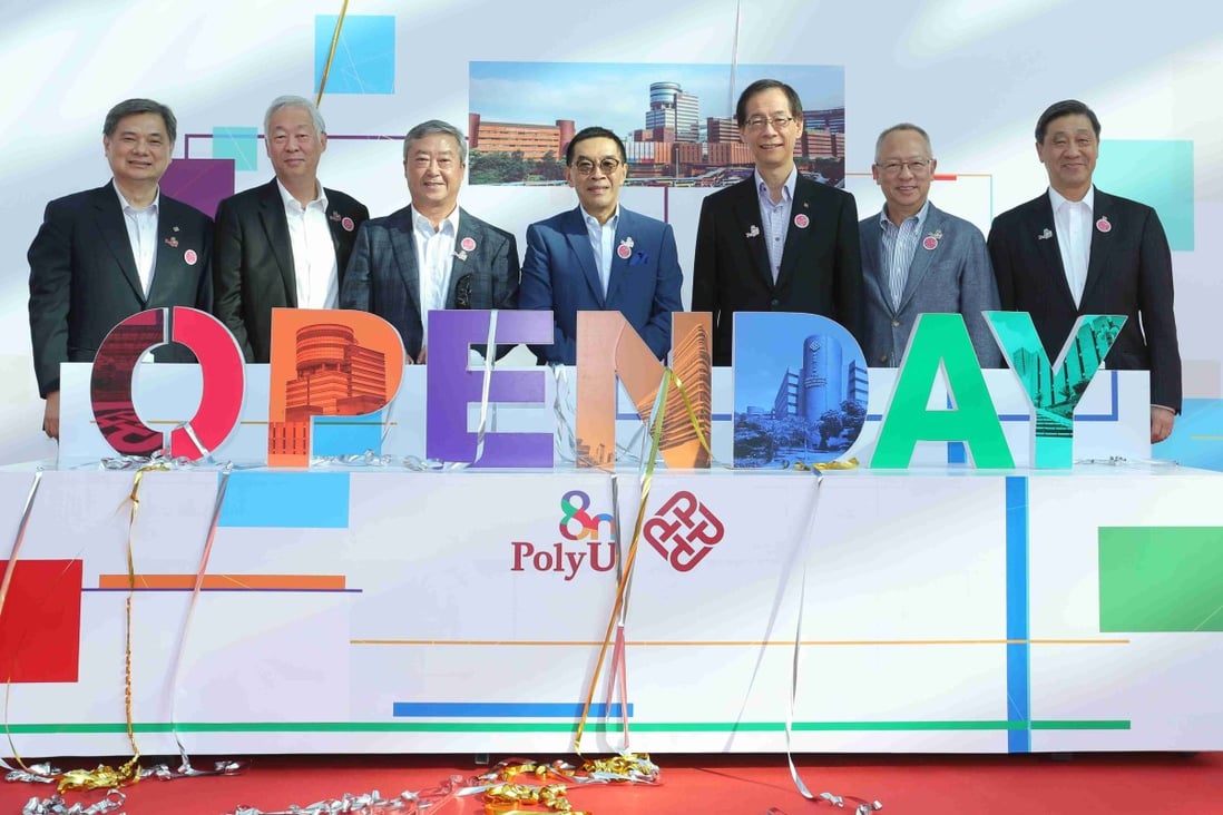 The Open Day was graced by the attendance of Chairman of the University Grants Committee, Mr Carlson Tong (middle). Next to him are Mr Chan Tze-ching, PolyU Council Chairman (third from left) and Prof. Timothy W. Tong, PolyU President (third from right).