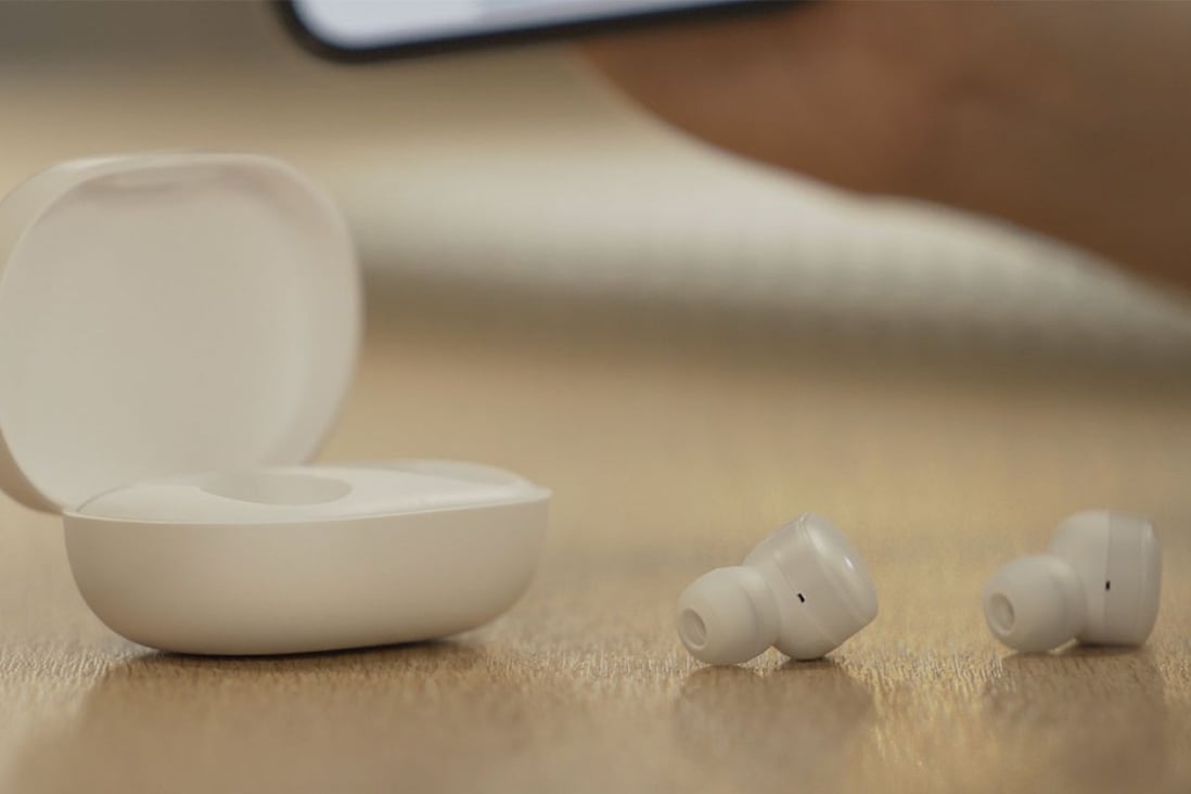 Xiaomi's AirDots (Picture: Abacus)