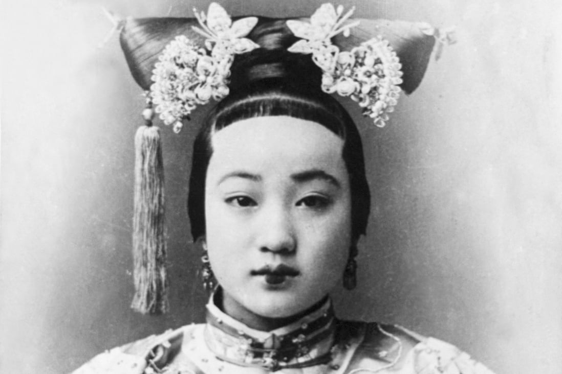 Imperial Consort Zhen (1876-1900), a concubine of the Guangxu Emperor, sports the hairstyle of the time. Photo: Getty Images