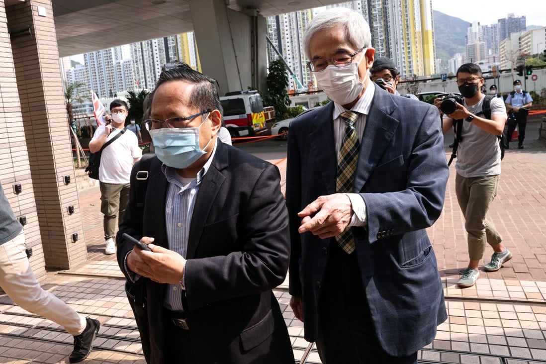 Former lawmakers Albert Ho (left) and Martin Lee arrive at the West Kowloon Court buildings on Thursday. Photo: K. Y. Cheng