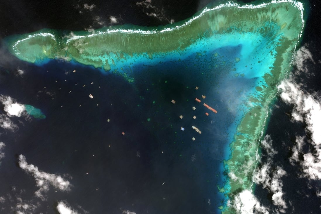 An overview of the Chinese vessels in Whitsun Reef. Photo: Maxar via Reuters