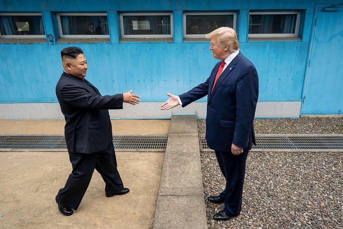 Donald Trump meeting Kim Jong-un. Photo: Luxurylaunches
