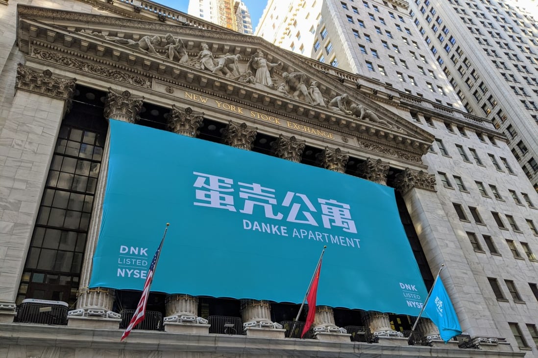 SHUTTERSTOCK IMAGE Royalty-free stock photo ID: 1618415773 New York City, January 17, 2020: Banner on the New York Stock Exchange Building celebrating the IPO of the Chinese online residential renting company Danke in Lower Manhattan.
Royalty-free stock photo ID: 1618415773