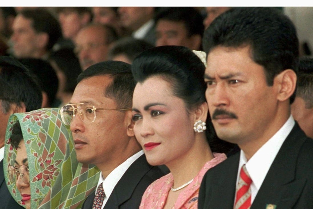 Suharto’s eldest son Sigit Harjojudanto with his wife Elsye, younger brother Bambang Trihatmodjo and elder sister Siti Hardiyanti Rukmana. Photo: Reuters