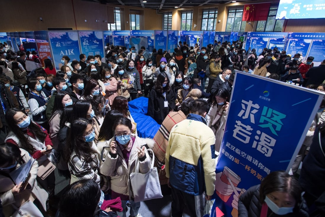 In the first quarter, China’s official surveyed unemployment rate was 5.4 per cent, down 0.4 percentage points from a year earlier. Photo: Xinhua 