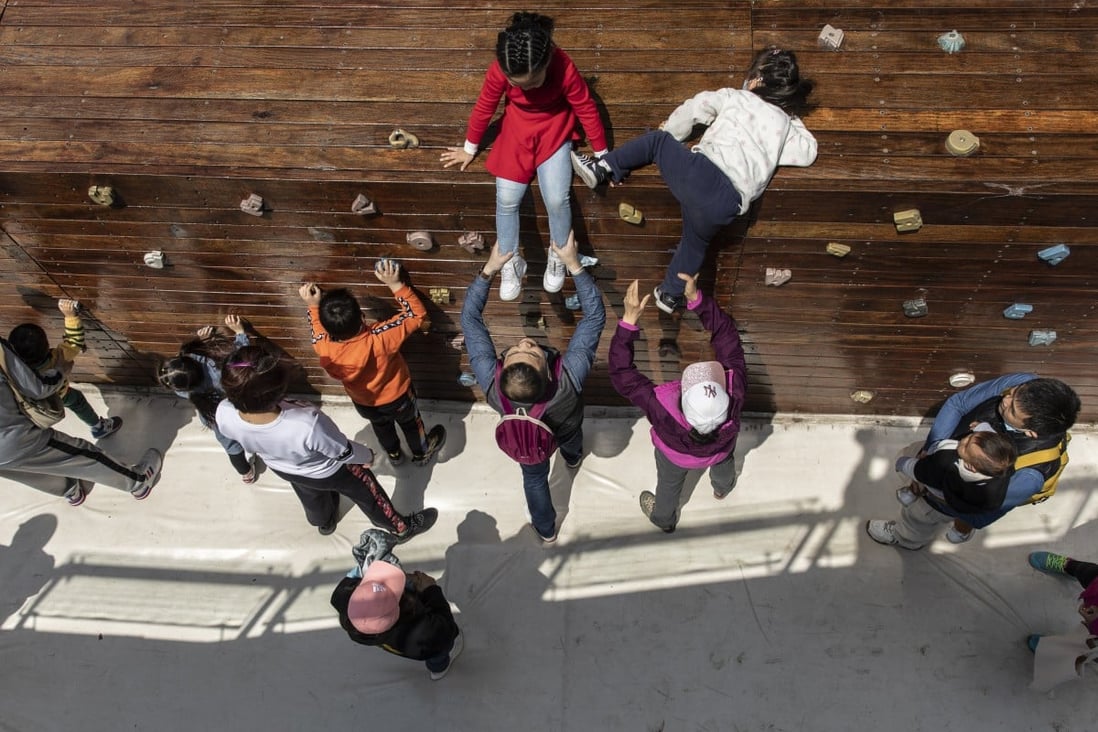 China’s falling birth rate is set to have a detrimental effect on the economy, a central bank adviser says. Photo: Bloomberg