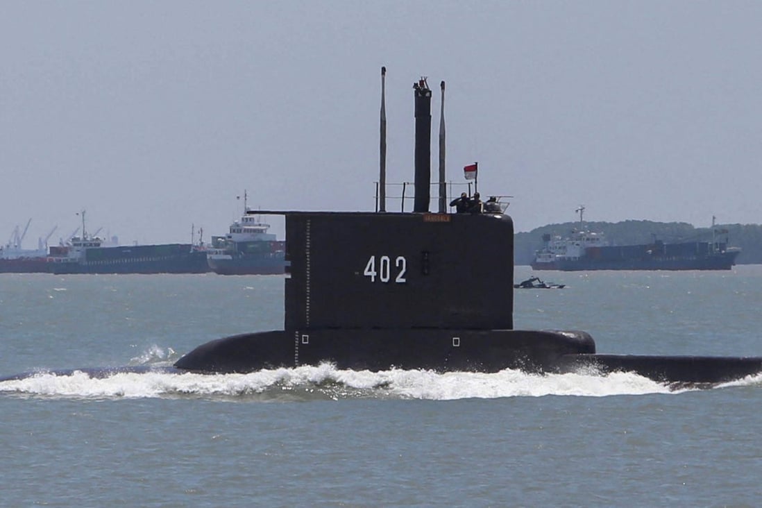 402 indonesia submarine Indonesian military