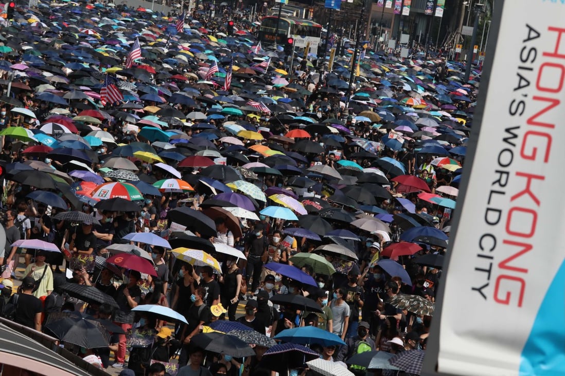 Anti-government protesters take to the streets in October 2019. Photo: Felix Wong