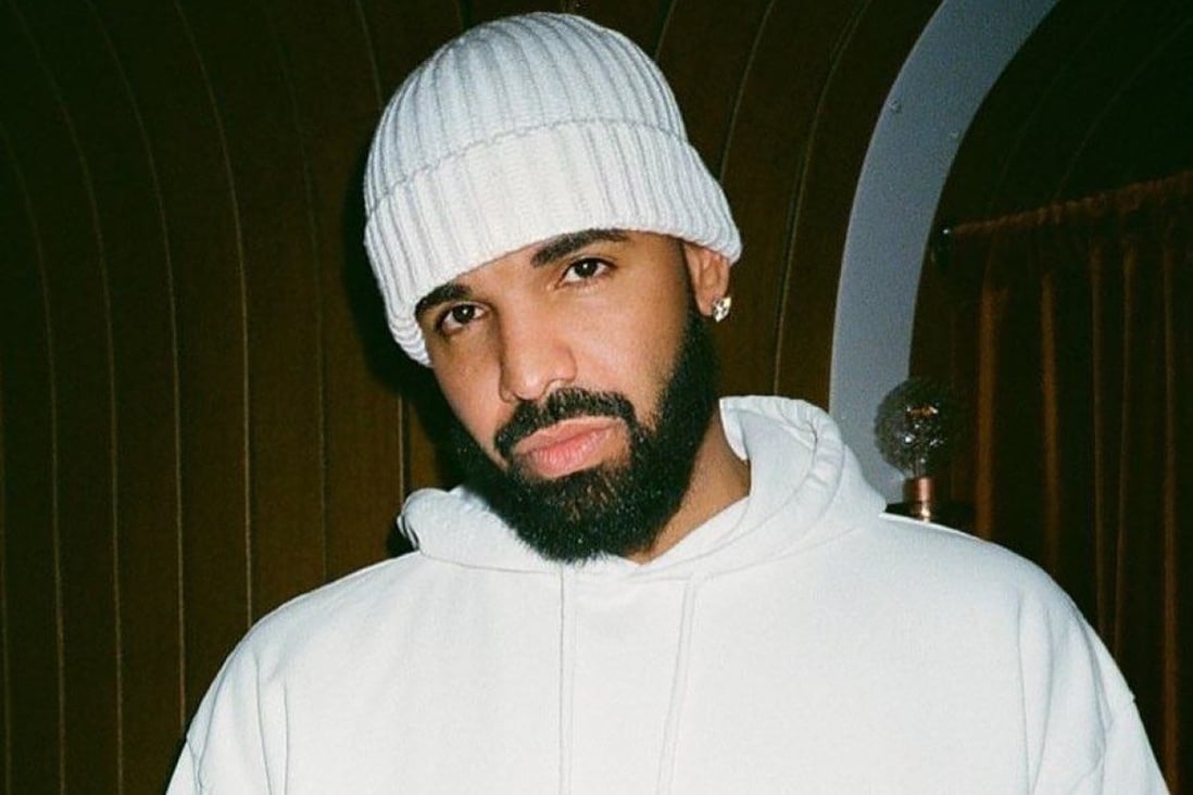 How does Drake, Billboard’s most awarded artist ever, spend all his millions? Photo: @champagnepapi/ Instagram