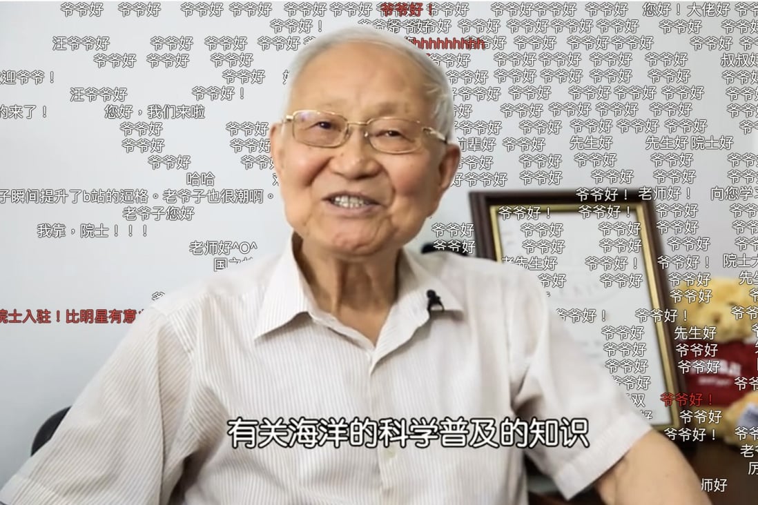 Marine geologist Wang Pinxian, 85, is seen with viewers’ bullet comments on the background of one of his posts on Chinese social video-sharing platform Bilibili. Photo: Handout