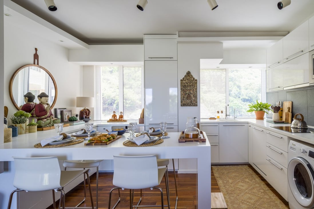 Interiors stylist Flavia Markovits’ 780 sq ft family home is filled with light and natural materials. Styling: Flavia Markovits. Photography: John Butlin. Photo assistant: Timothy Tsang