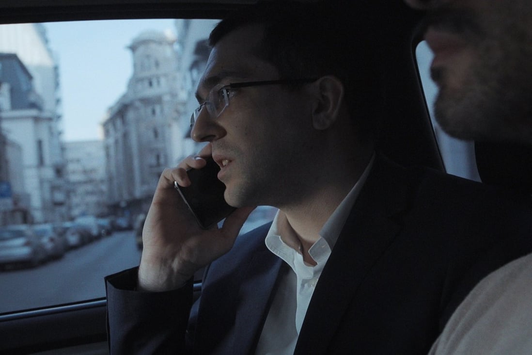 Romanian politician Vlad Voiculescu is determined to fight corruption, fraud and negligence in Collective (category: IIB, Romanian), directed by Alexander Nanau .