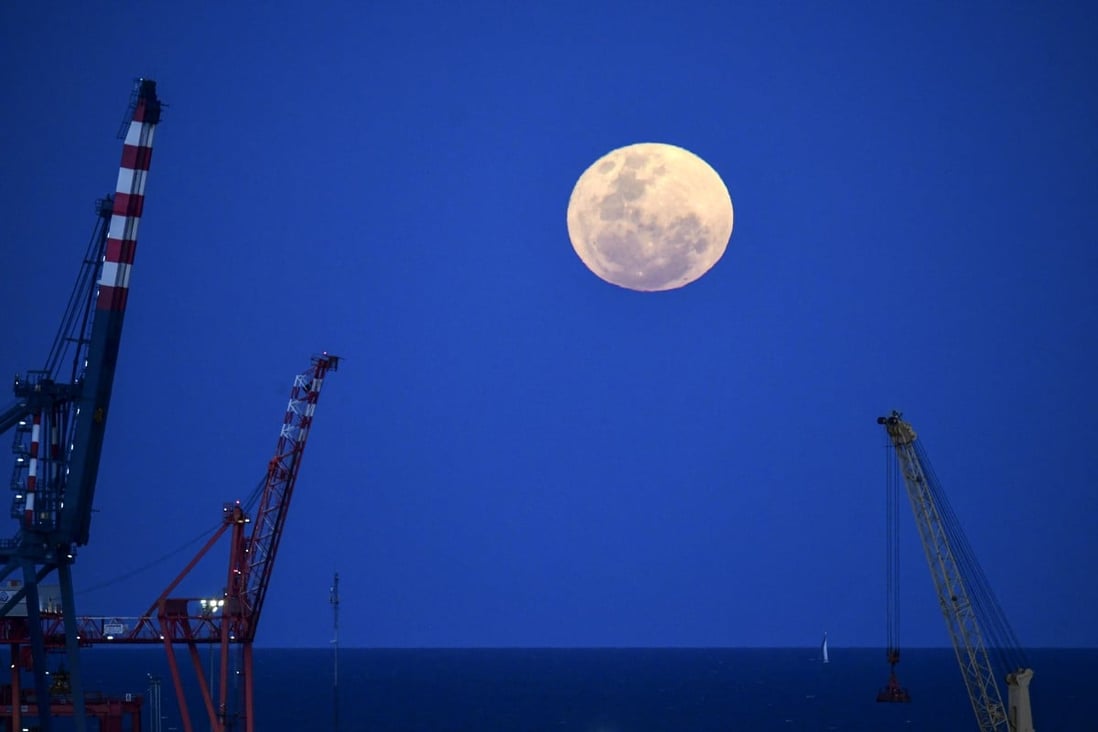 How To See A Blue Moon In East Asian Skies This Weekend When The Phenomenon Will Occur What To Expect And Which Places Will Have The Best View South China Morning How To See A Blue Moon In East Asian Skies This Weekend When The Phenomenon Will Occur What To Expect And Which Places Will Have The Best View South China Morning