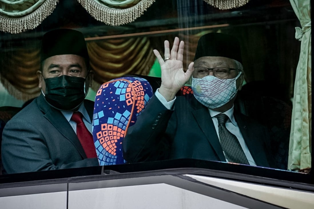 Malaysian Prime Minister Ismail Sabri Yaakob waves as he arrives for a meeting with the country’s king in August. Photo: Getty Images