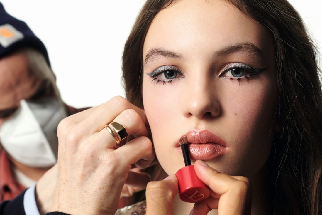 5 easy lip makeup looks that your face mask won’t mess up tinted