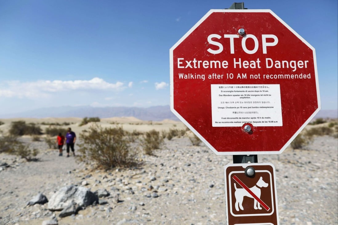 A sign warning of extreme heat danger on August 17, 2020 in Death Valley National Park, California, after the temperature hit 54 degrees Celsius, possibly the hottest recorded on Earth since at least 1913. Photo: AFP