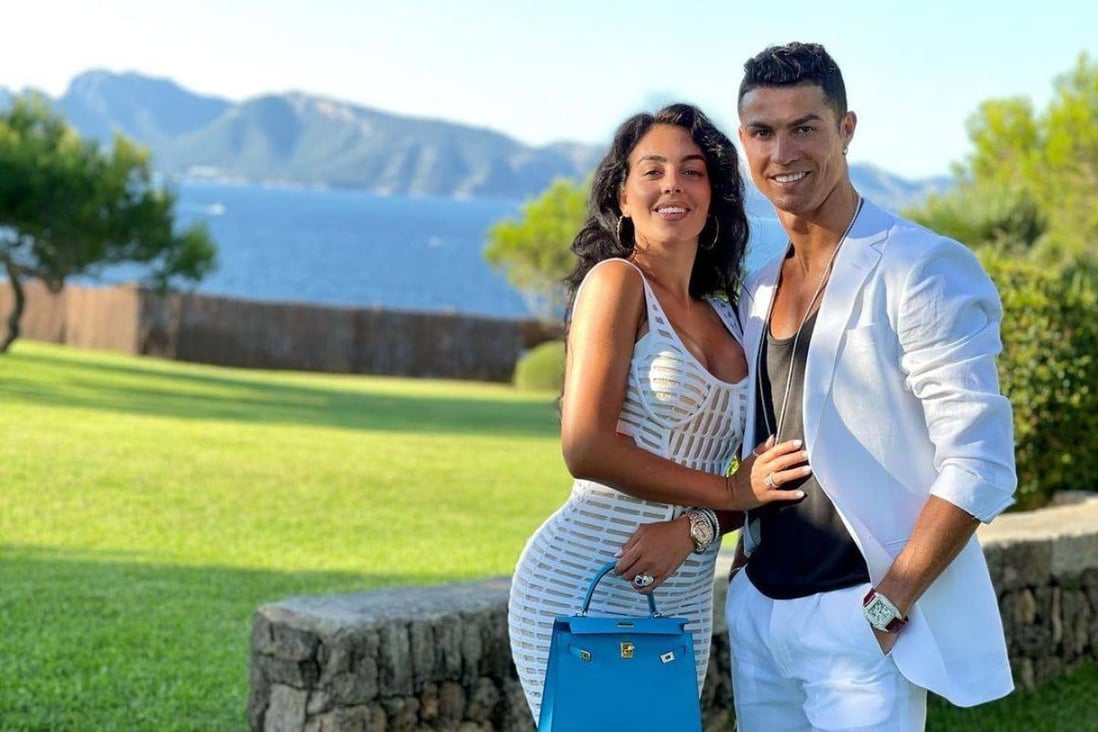 Cristiano Ronaldo and his partner Georgina Rodriguez recently announced on Instagram that they are expecting twins. Photo: @georginagio/Instagram