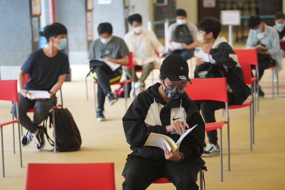 Students revise for their English language DSE exam at a school in San Po Kong on April 27. Photo: Winson Wong