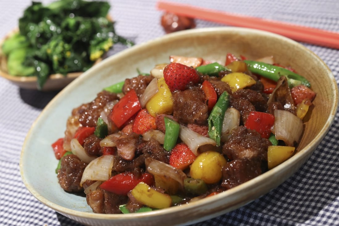 How to make strawberry sweet and sour pork, a Chinese favourite with a fruity twist. Photo: May Tse