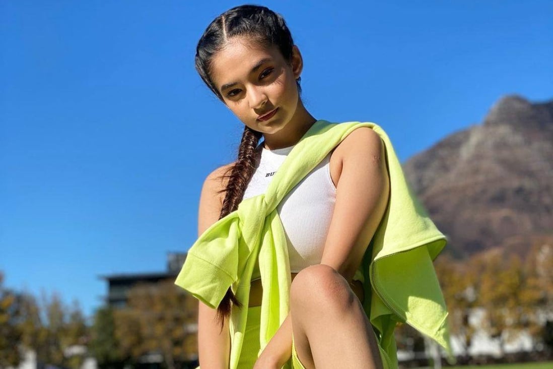 Anushka Sen, who was recently holidaying in the Maldives with her parents, has 2.5 million subscribers on YouTube. Photo: @anushkasen0408/Instagram