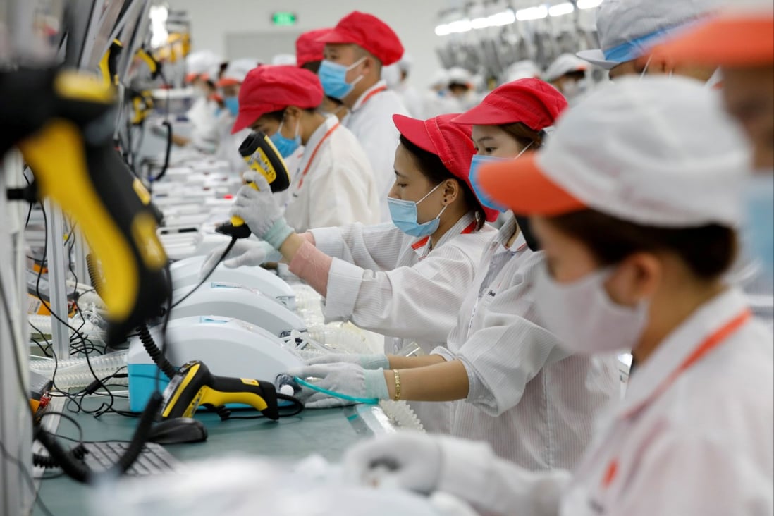 Workers at a Vietnam factory. Photo: Reuters