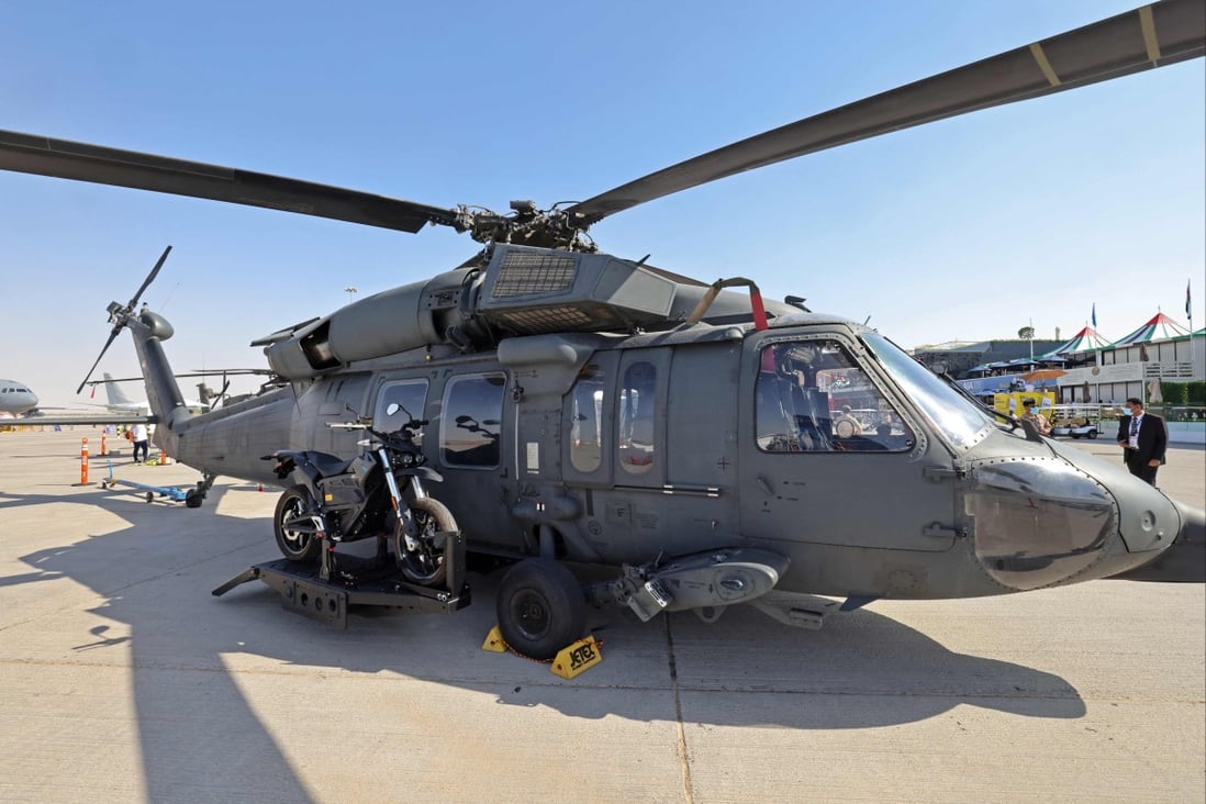 A US Sikorsky UH-60 Black Hawk helicopter is seen at the 2021 Dubai Airshow. Australia is looking at buying 40 of the helicopters amid concerns about its MRH90 Taipan fleet. Photo: AFP