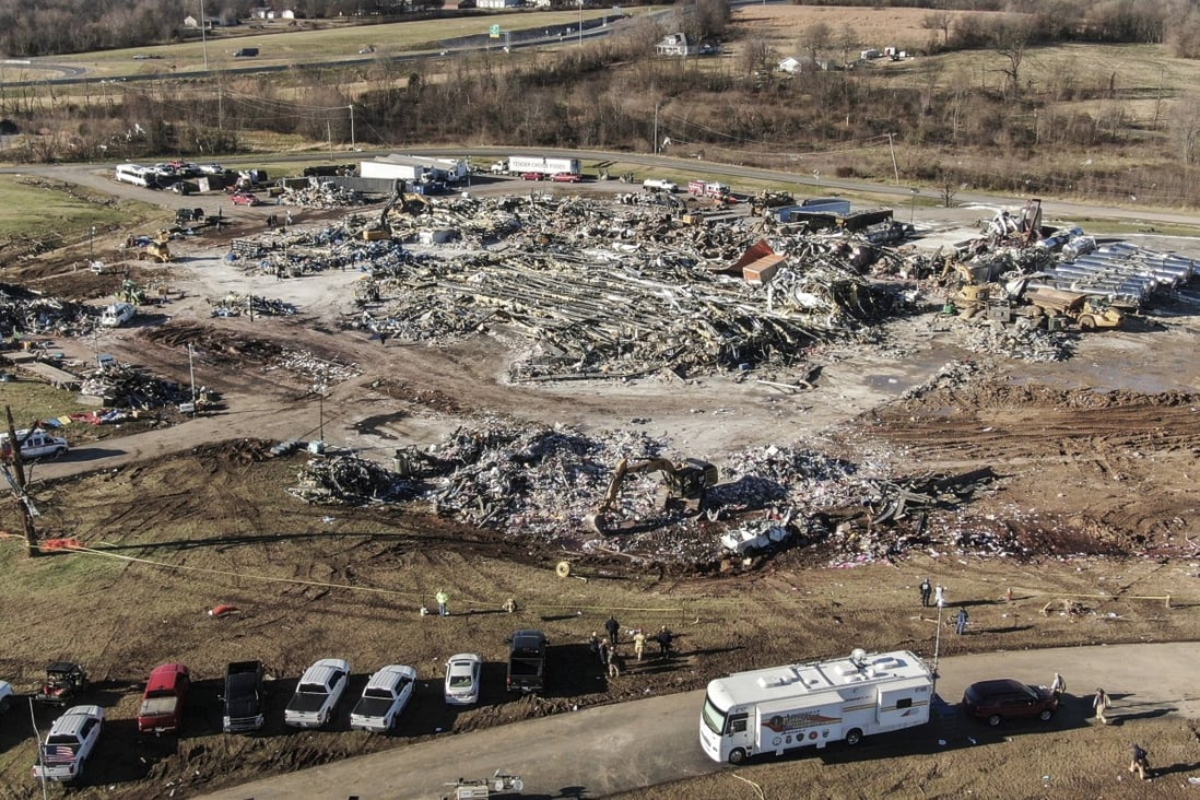 Cries and candle scents scores feared dead after US tornadoes South
