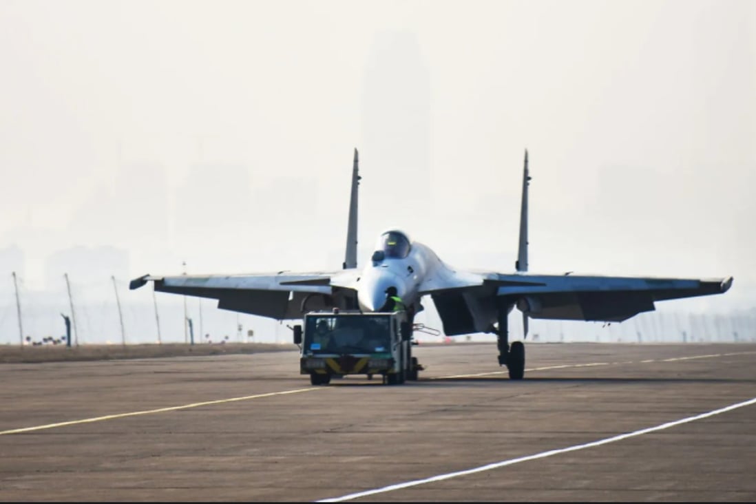 The new variant of the Shenyang J-15 “Flying Shark”, the PLA Navy’s only ship-borne fighter jet in service so far. Photo: Weixin