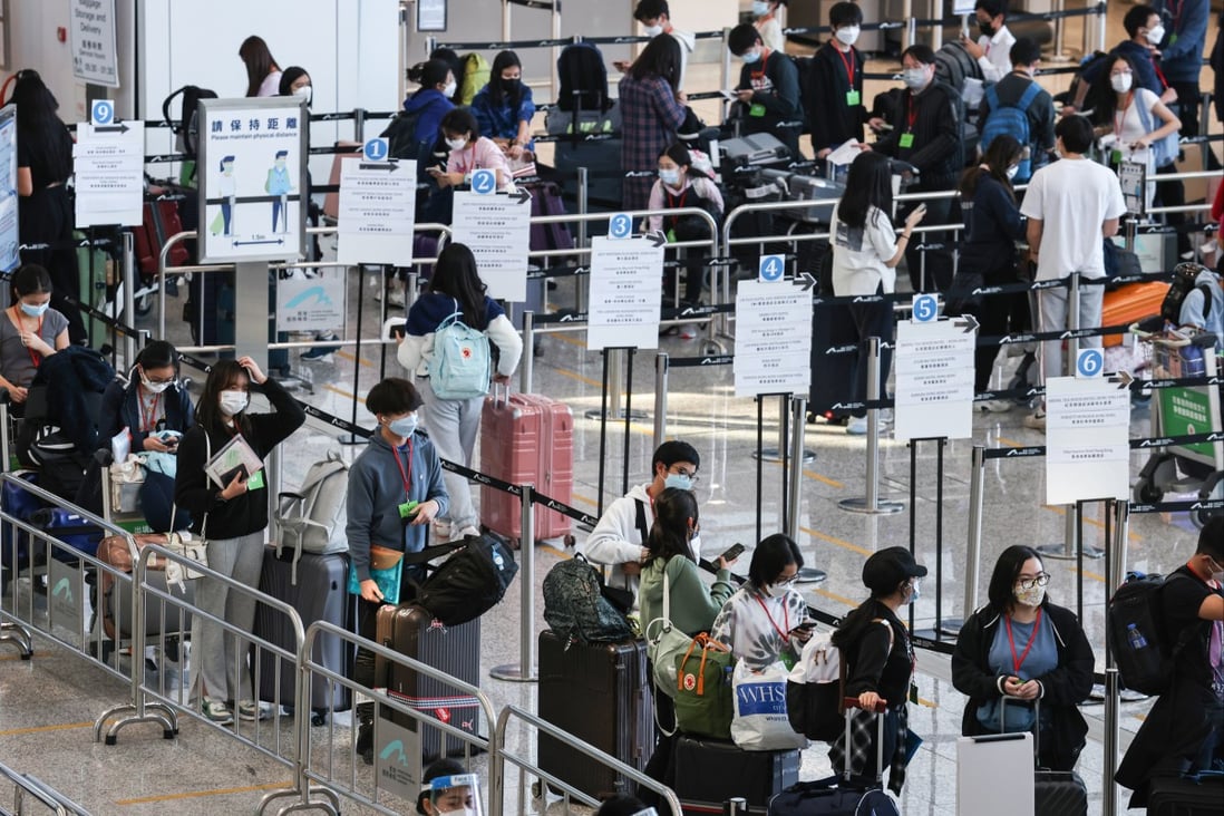 Hong Kong confirmed nine new coronavirus cases on Sunday, all among arrivals on inbound flights. Photo: K. Y. Cheng