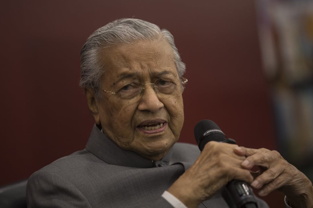 Malaysian former prime minister Mahathir Mohamad admitted to hospital again. Photo: EPA