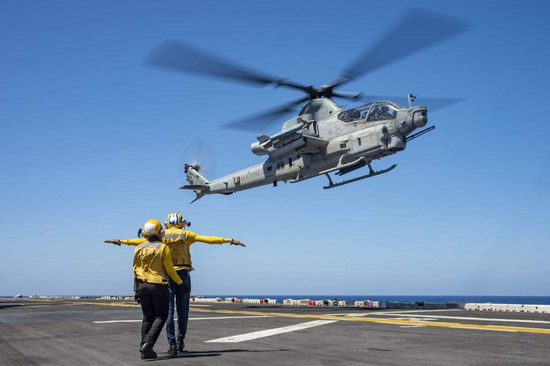 Les États-Unis empilent sur la pression de la mer de Chine méridionale avec des exercices de frappe à double porte-avions