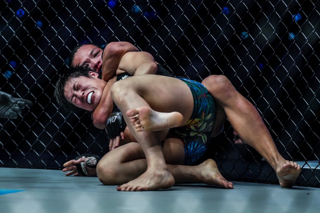 Singapore’s Tiffany Teo submits China’s Meng Bo at ONE: Heavy Hitters on January 14 inside the Singapore Indoor Stadium. Photo: ONE Championship