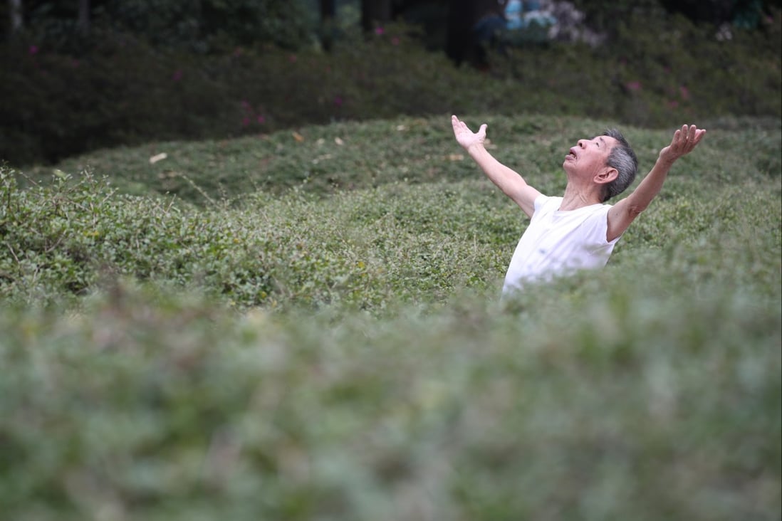 An elderly man exercises in Hong Kong’s Kowloon Park on January 1. While many workers may dream of retired life amid the stress of the pandemic, retirement can bring its own problems, including loss of routine. Photo: Edmond So