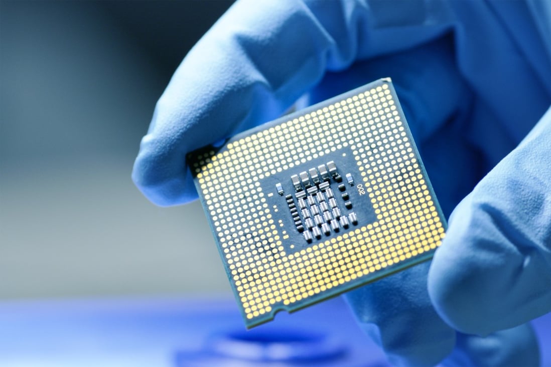 Close-up Presentation of a New Generation Microchip.  Photo: Shutterstock
