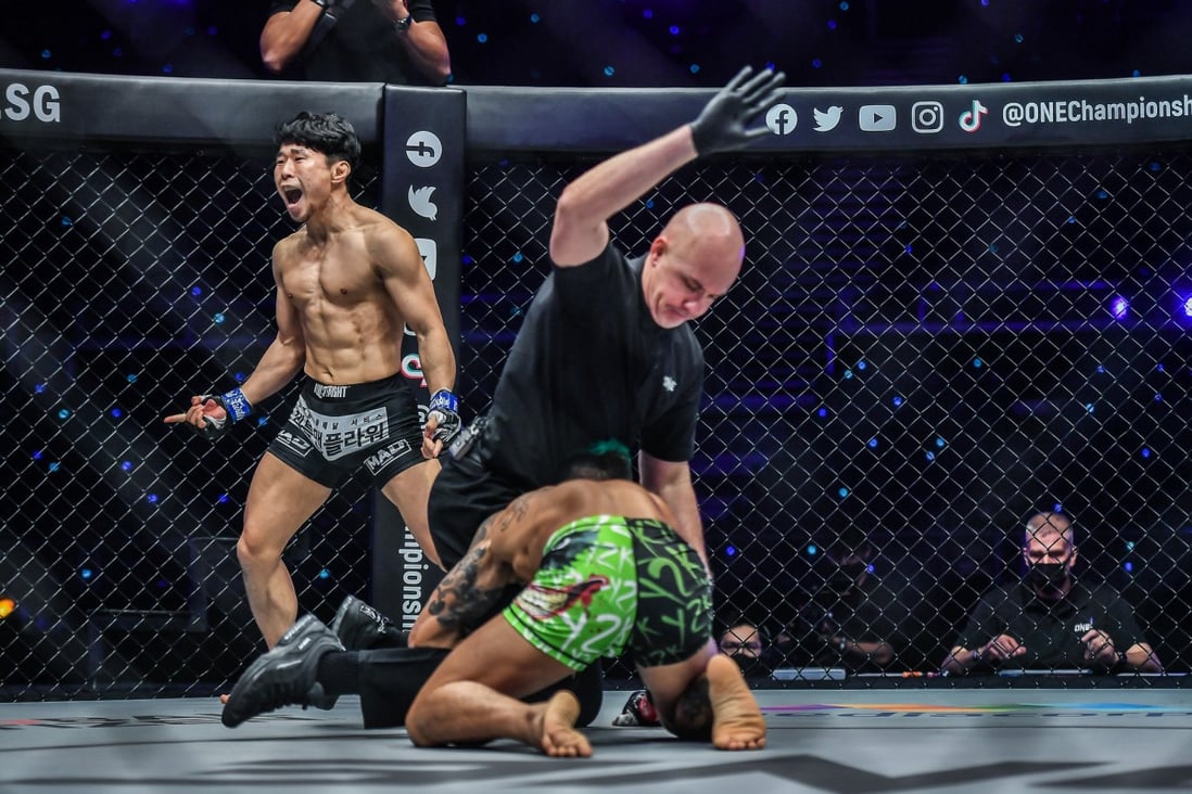 Woo Sung-hoon celebrates an 18-second knockout win over Yodkaikaew Fairtex at ONE: Bad Blood in Singapore. Photo: ONE Championship