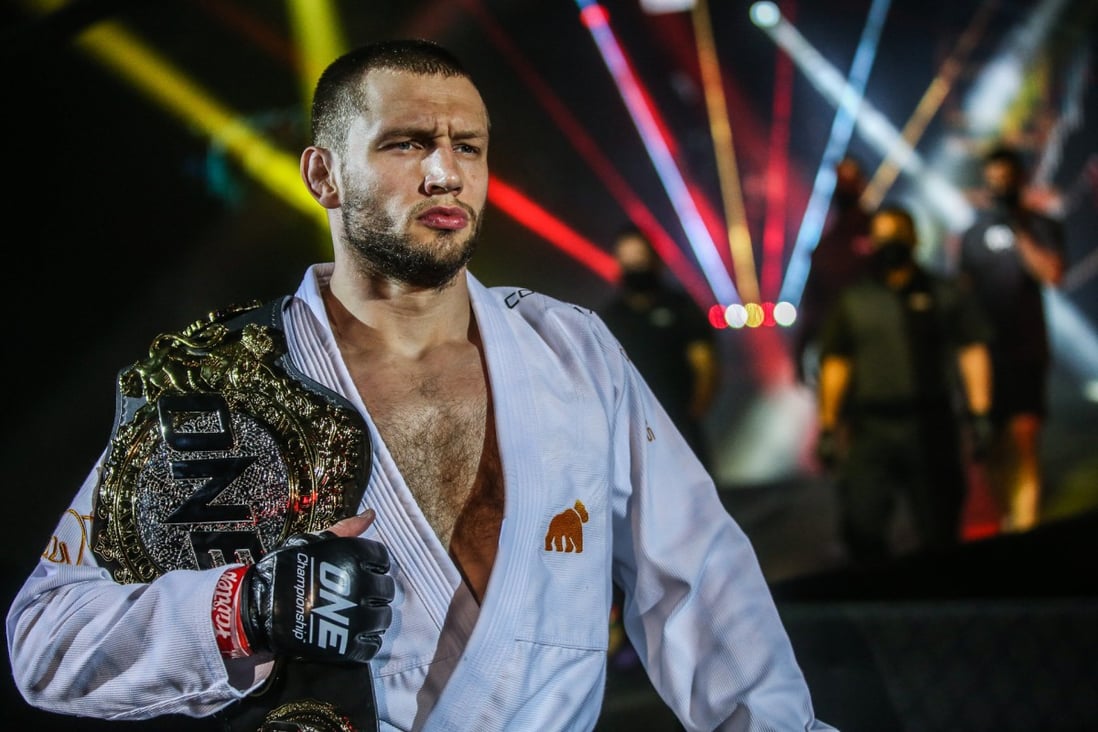 Reinier de Ridder heads to the cage for his middleweight title defence against Kiamrian Abbasov at ONE: Full Circle. Photos: ONE Championship 