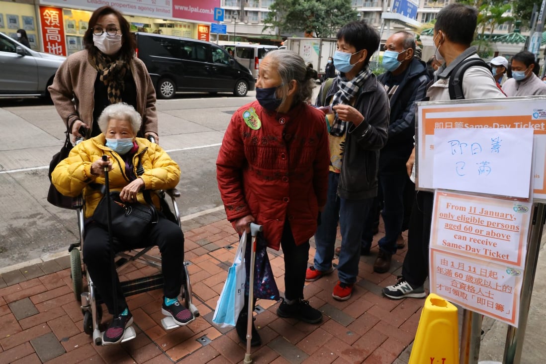 Elderly Hongkongers have been slow to get vaccinated against Covid-19. Photo: Dickson Lee