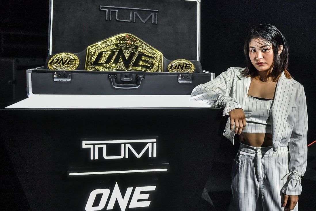 how to give someone the belt wmma 5