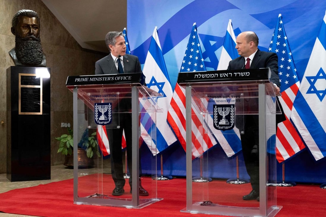 Israeli Prime Minister Naftali Bennett (R) and US Secretary of state Antony Blinken address the media following a meeting at the prime minister’s office in Jerusalem on Sunday. 