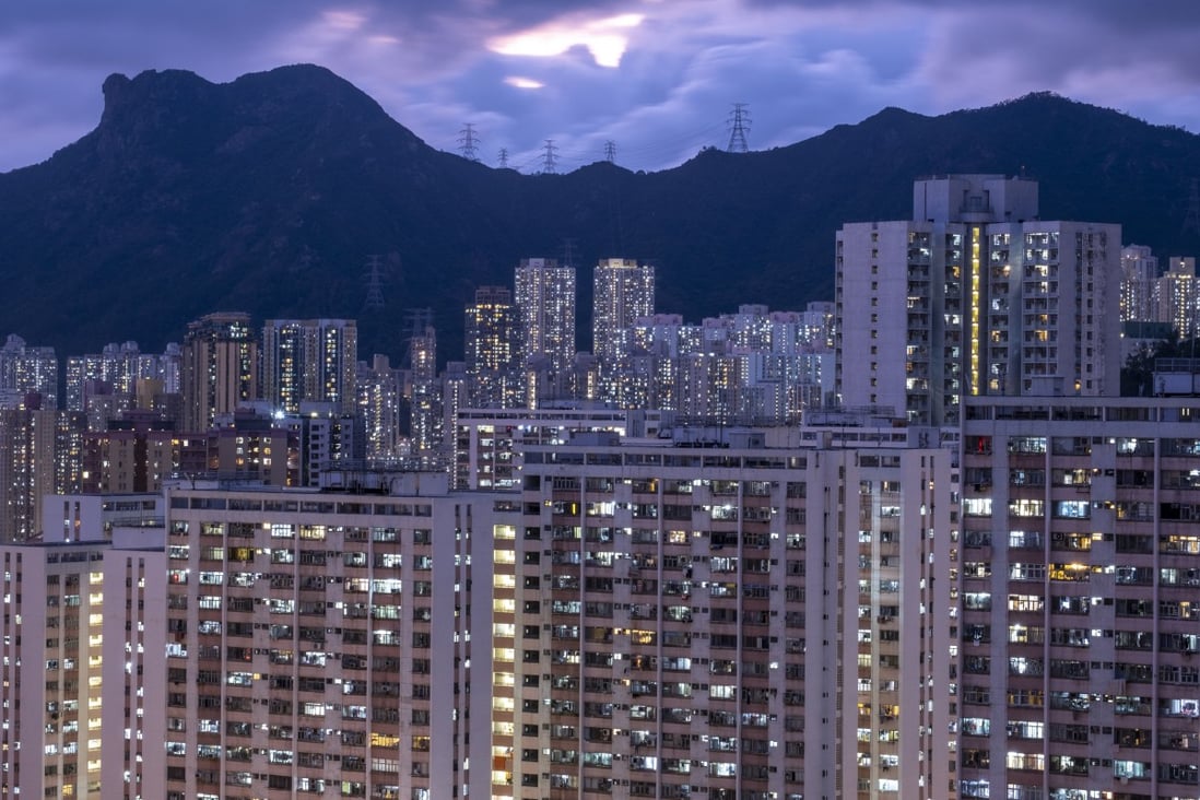 Hong Kong’s 2.8 million residential households will receive a HK$1,000 electricity subsidy from June. Photo: Sun Yeung
