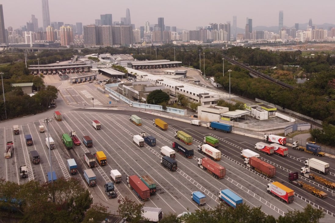 A survey by the Container Transportation Employees General Union last month found that 85 per cent of 1,163 respondents had no income under the current arrangements, while 90 per cent of drivers were forced out of work. Photo: Martin Chan