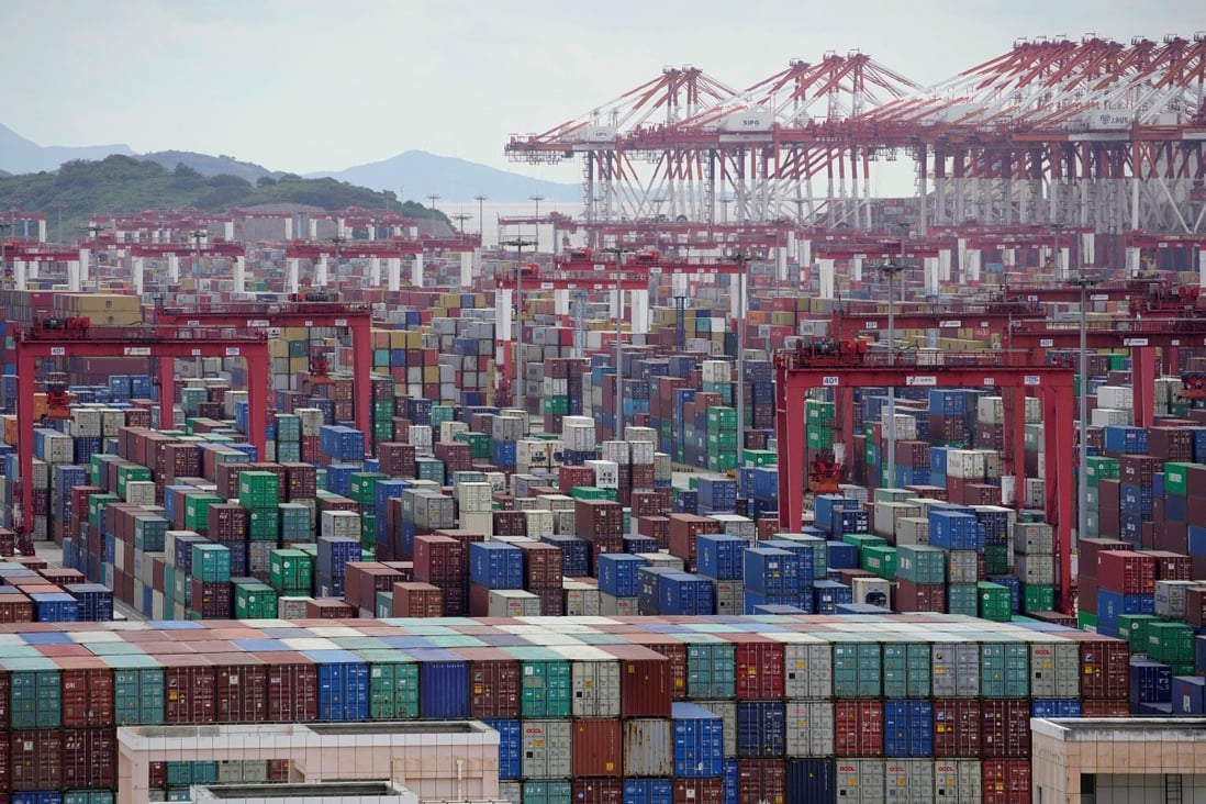 China’s exports grew by 14.7 per cent in March compared to a year earlier, while imports fell by 0.1 per cent last month, data released on Wednesday showed. Photo: Reuters