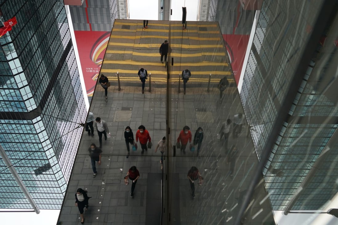 Central in Hong Kong. Fit-out costs in the city have surpassed those in Shenzhen, Beijing, Guangzhou and Shanghai by up to 20 per cent, Cushman says. Photo: Felix Wong