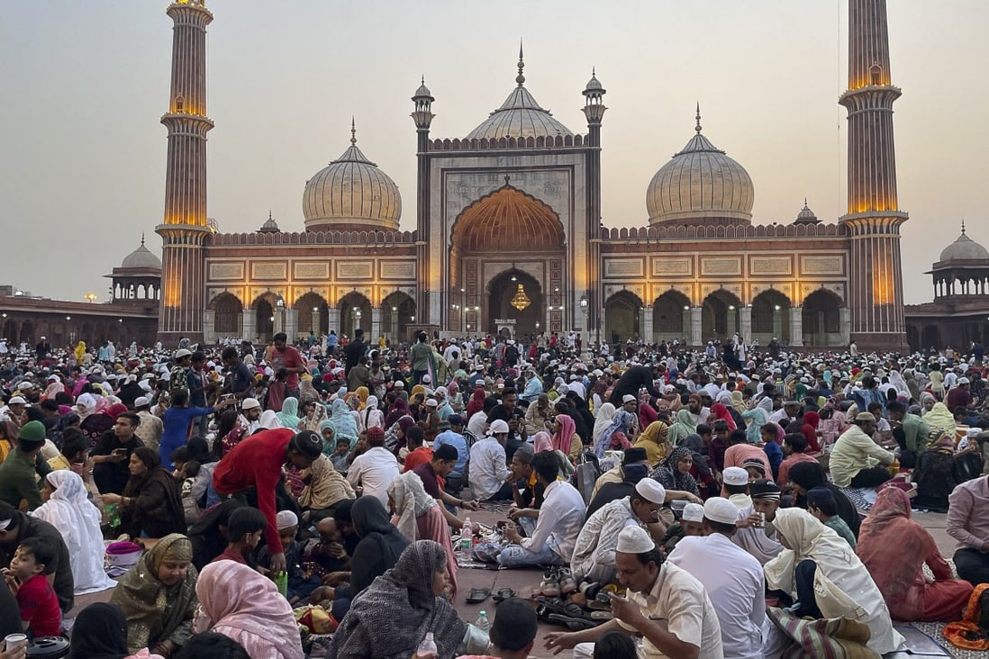 The crowds are back at the Jama Masjid mosque in Delhi, India, for the Muslim holy month of Ramadan. Photo: Rakesh Kumar